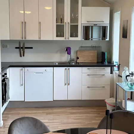 Sentral Pa Mohlenpris Apartment Bergen